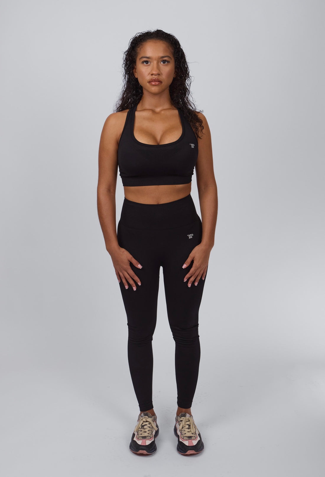 Classic Sports Bra - Black
