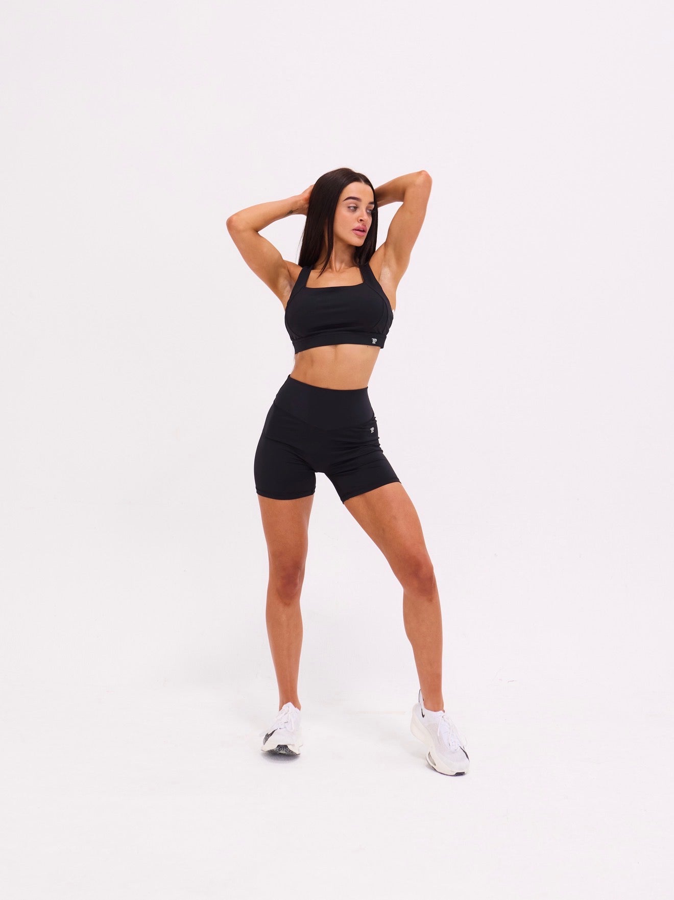 Form Sports Bra - Black