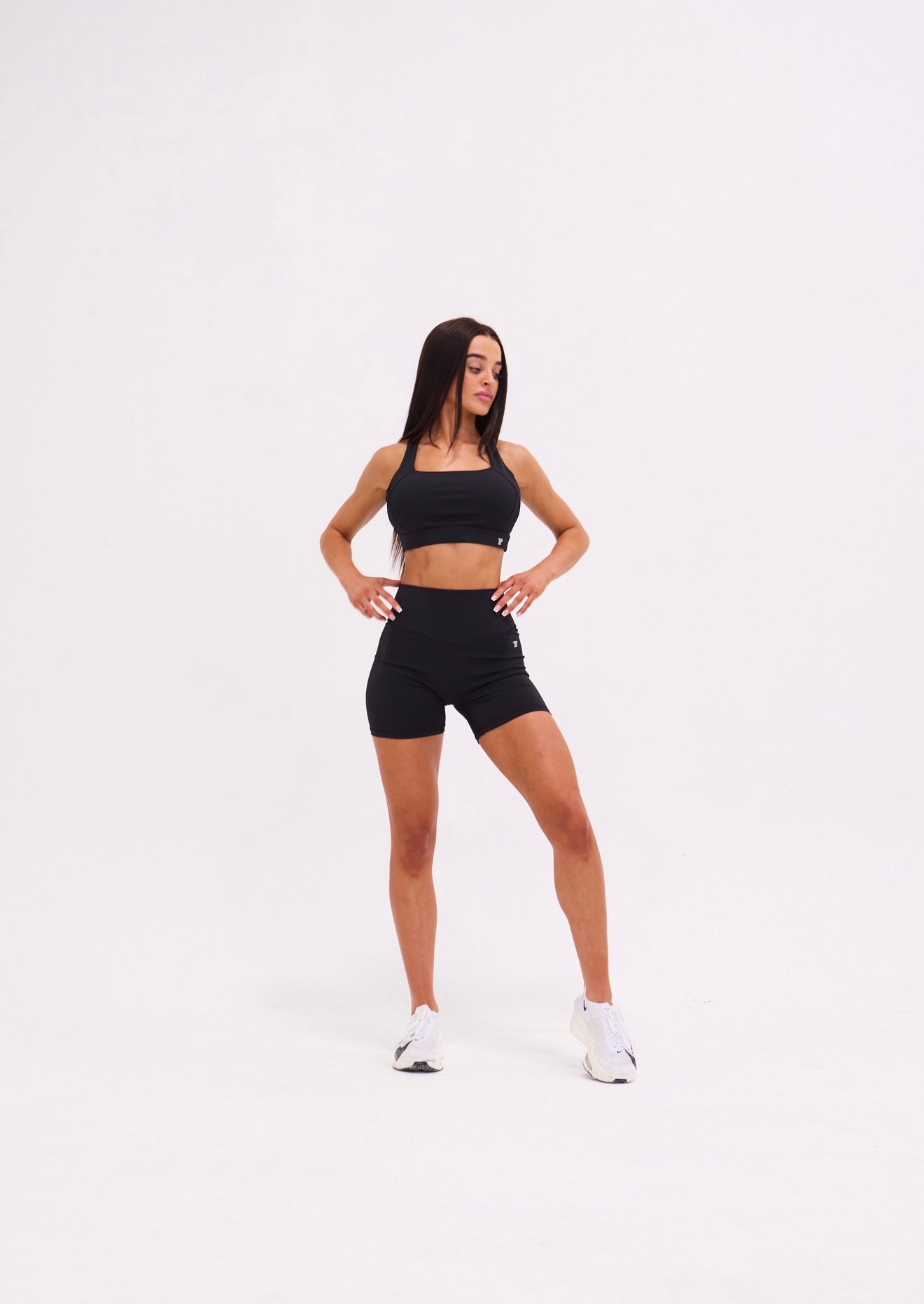 Form Sports Bra - Black