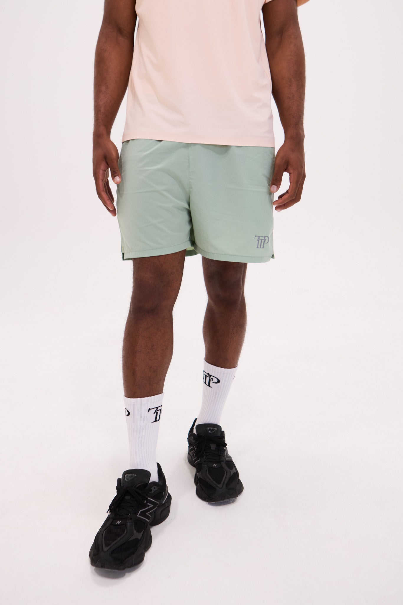 Motion FIex Shorts - Sage Green